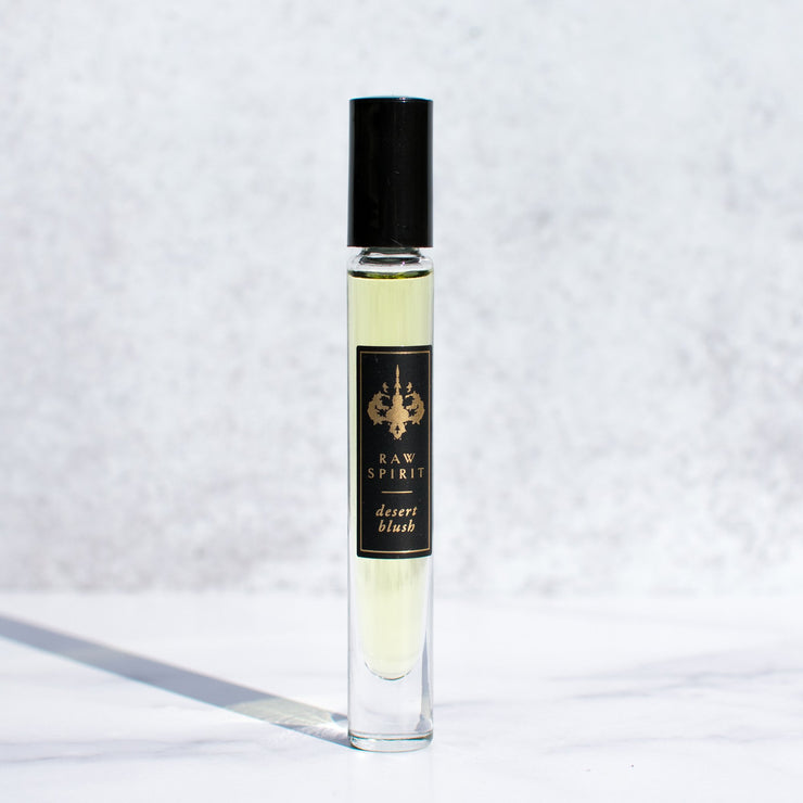 Raw Spirit Desert Blush perfume is a warm floral fragrance featuring wild-harvested Australian sandalwood and a hint of the intoxicating floral note of Australian Boronia. 